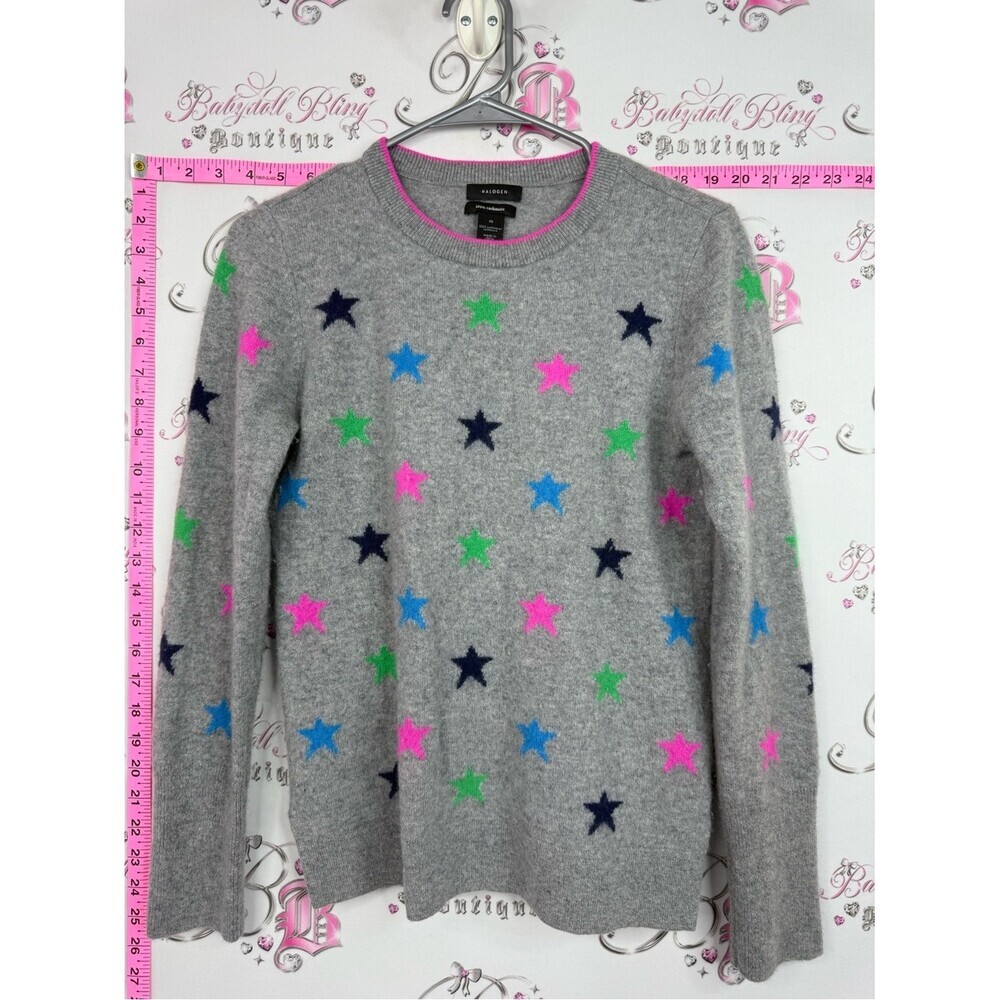 Halogen cashmere Gray Crewneck Sweater with Pink, Blue, Green & Navy Stars